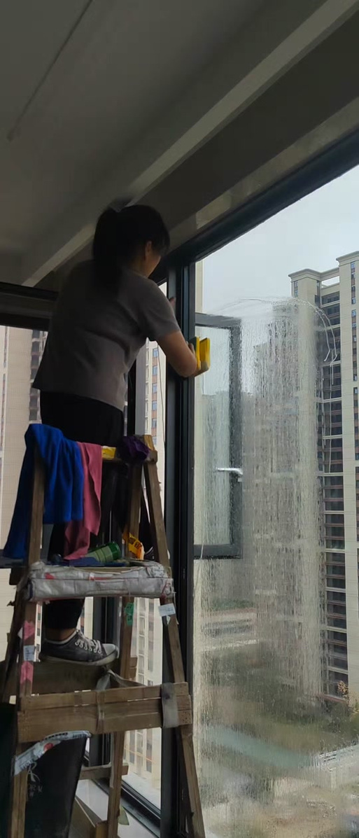 专业擦玻璃保洁公司