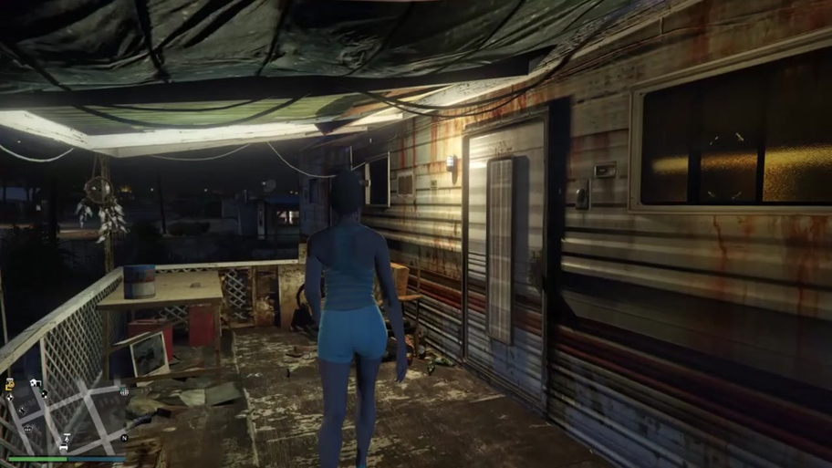 gta5背包女在哪