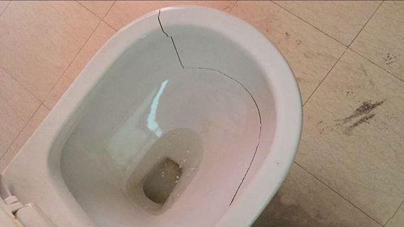 马桶裂了还能用吗
