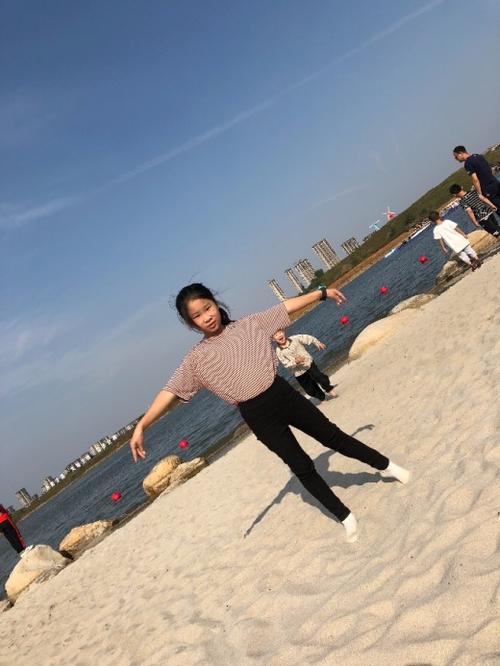 老赵刘曼婷图标