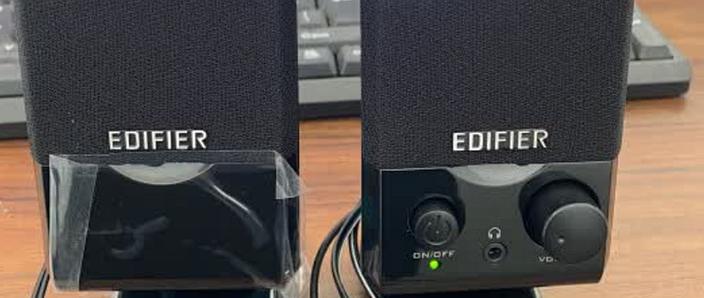 edifier话筒怎么连接音响