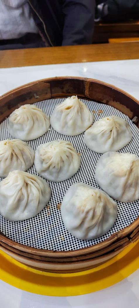正宗小笼包