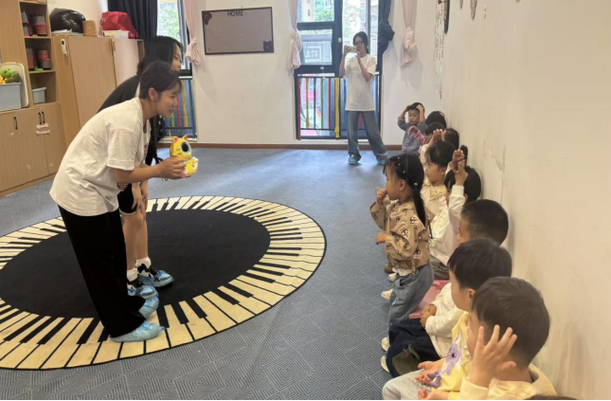 管理儿童手机的软件截图
