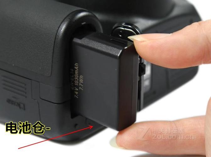 尼康相机电池第一次充电要充多久