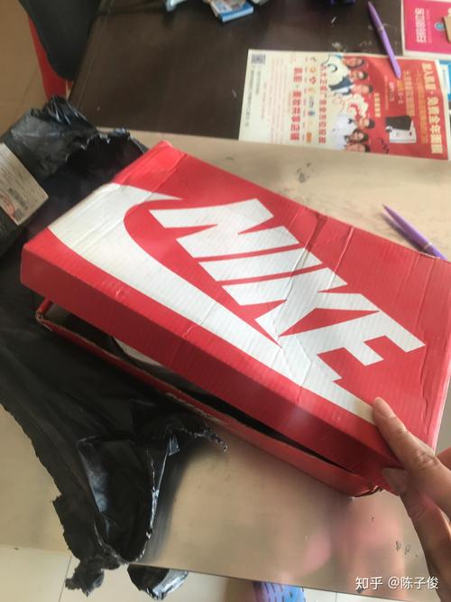 闲鱼出现红色字眼说退款
