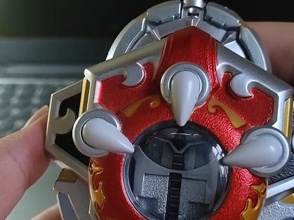 铠甲勇士炎龙侠召唤器玩具