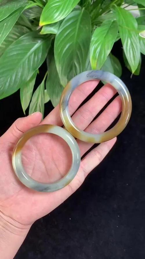 手镯带56的能带54吗图标