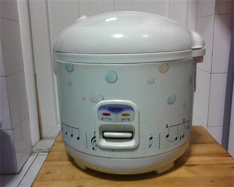 高压电饭锅显示e4是什么意思