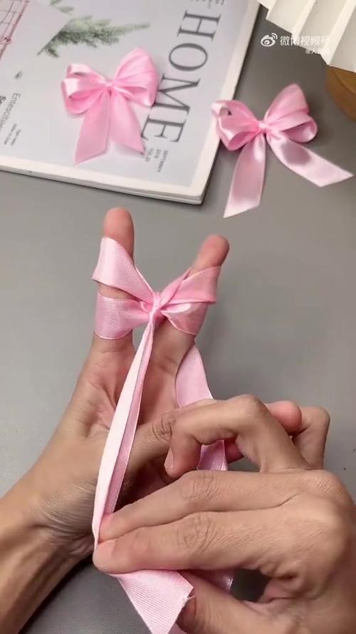 双蝴蝶结的打法 慢动作