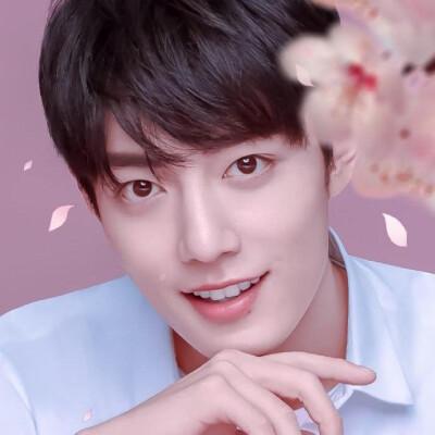 适合做头像的肖战图片