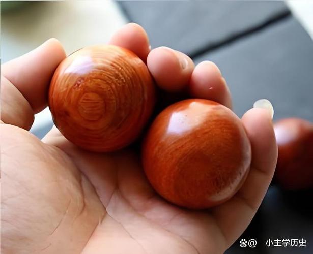 手里转两个球的好处
