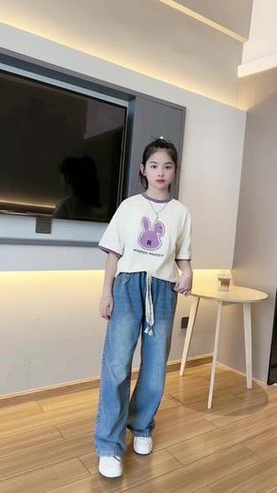 小学六年级校花图标