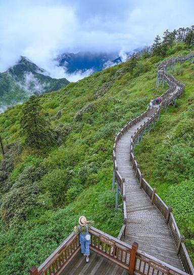 四川最值得去的雪山截图