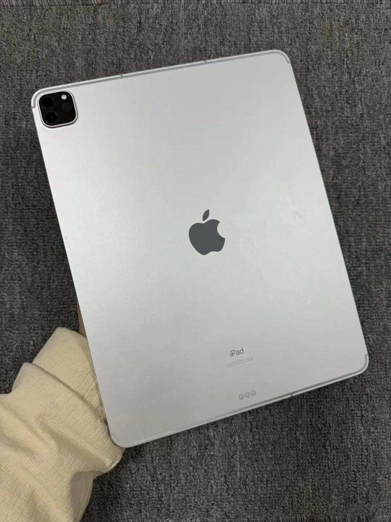 ipadpro2021是全贴合屏幕吗