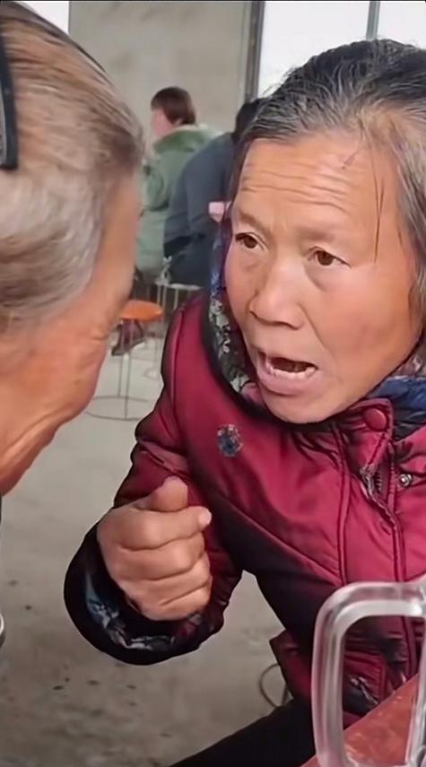 大妈表情包图片大全缩略图