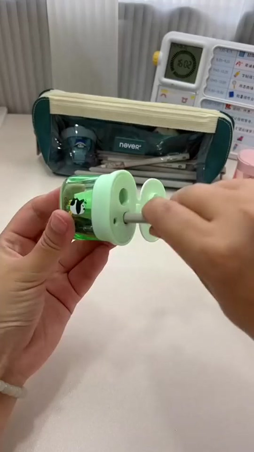 削笔器转不动了怎么修