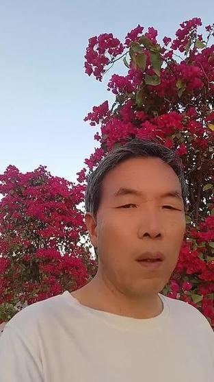 映红了我的脸