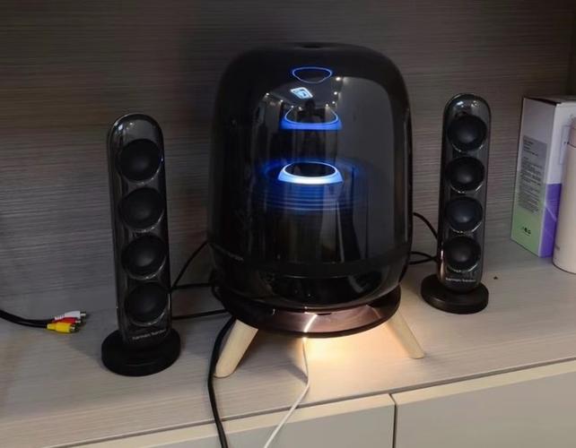 哈曼卡顿水晶4什么时候出的