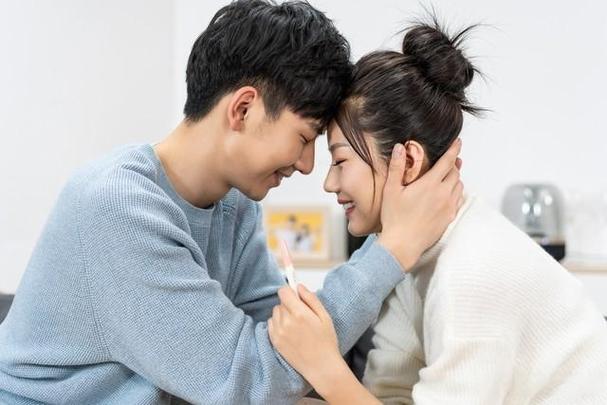 敖瑞鹏唐弋婷在一起了吗