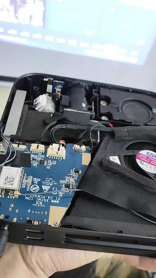 极米投影仪声音故障