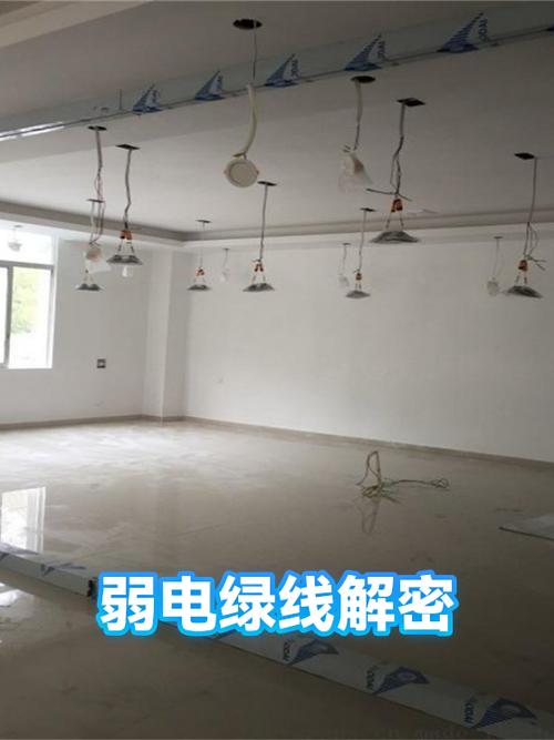 OPO手机上的绿线是什么原因造成的