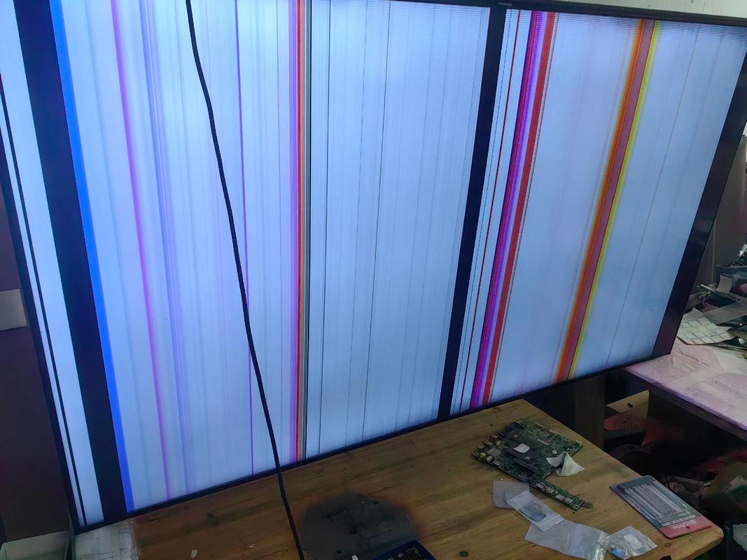 液晶电视出现竖条纹游戏截图