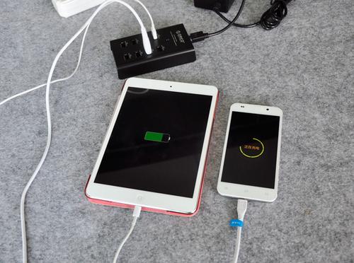 手机充电器给ipad充电游戏截图