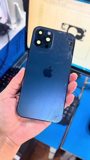 iphone12换后盖玻璃缩略图