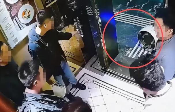 监控怎么把别人踢出去图标