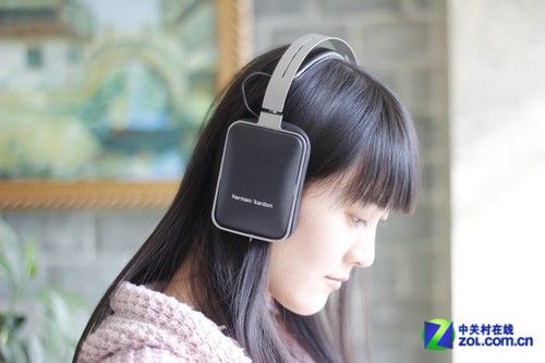 harman蓝牙耳机怎么用