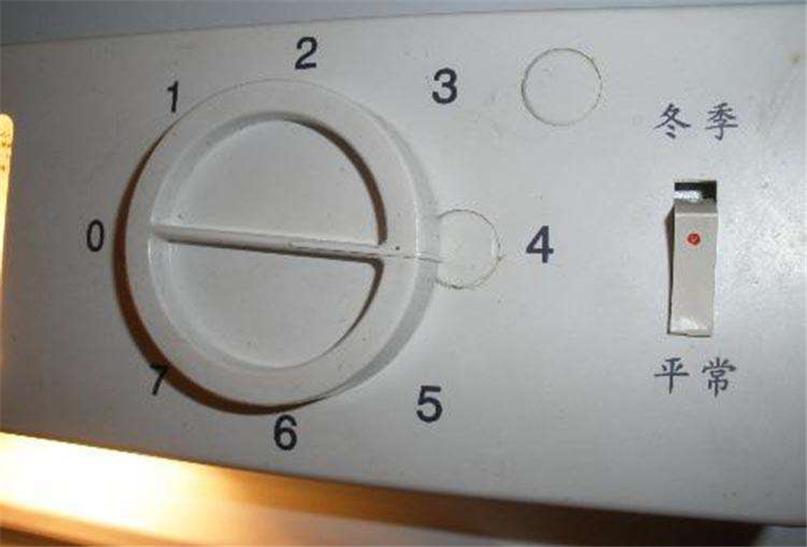 冰箱恒温调到几档最冷