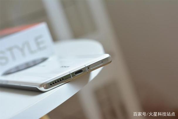 华为荣耀micge3