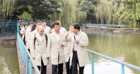 方大方威个人简介