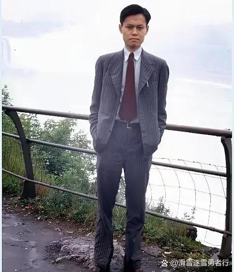 杨振宁为什么地位这么高