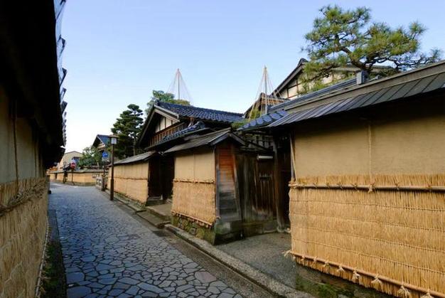 座屋敷截图