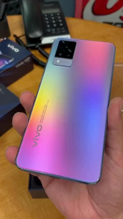 vivo手机后背渐变色
