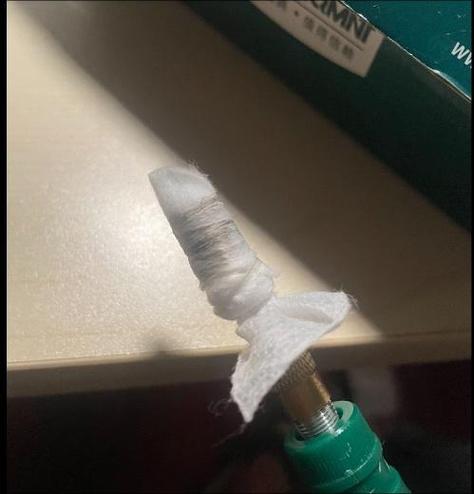类肤质涂层老化变粘如何清除