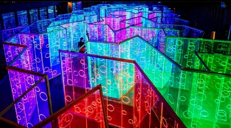 镜面迷宫怎么走截图
