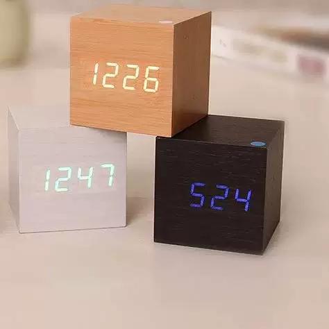 木头钟闹钟设置方法