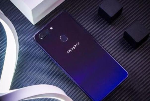 oppor15屏幕是什么屏截图