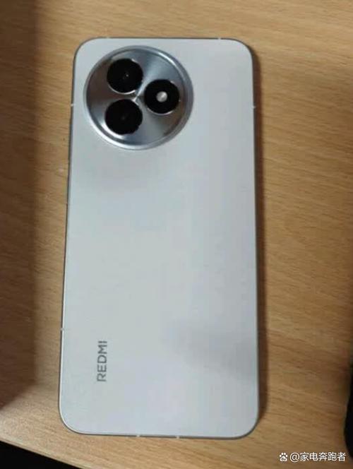 红米k80和k80pro和k80至尊版对比缩略图