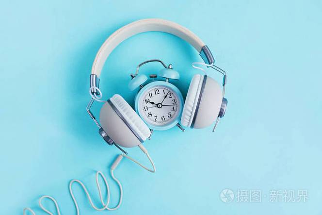小米手机闹钟可以用耳机听吗
