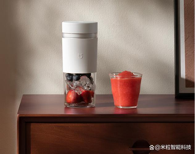 榨汁杯为什么一转它就停