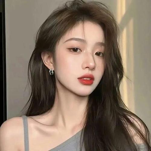高级感美女头像图标