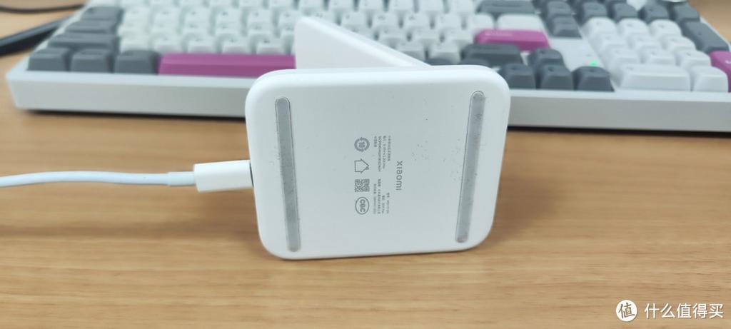 小米30W无线充电器
