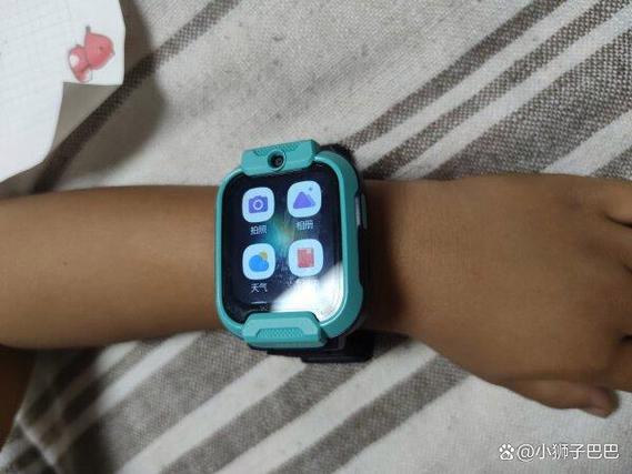 小寻和米兔是一家吗图标