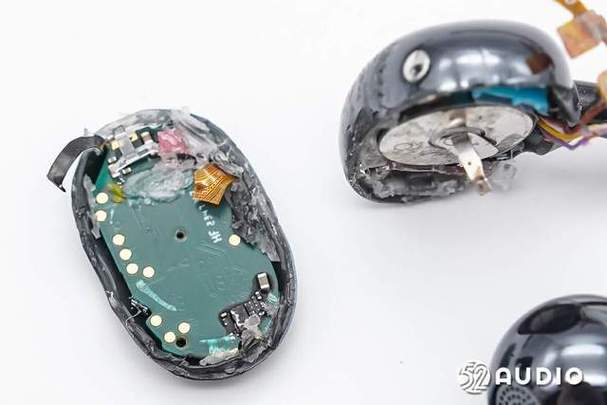 耳机怎么拆开外壳视频