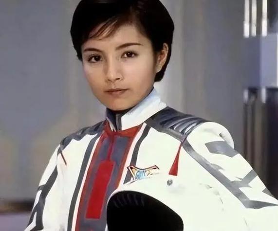 迪迦奥特曼里面的美女