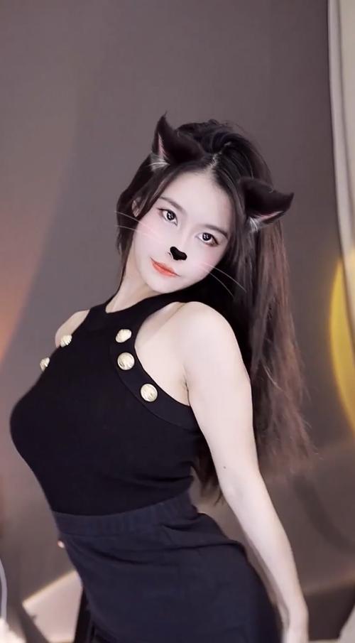 小野猫的舞蹈视频