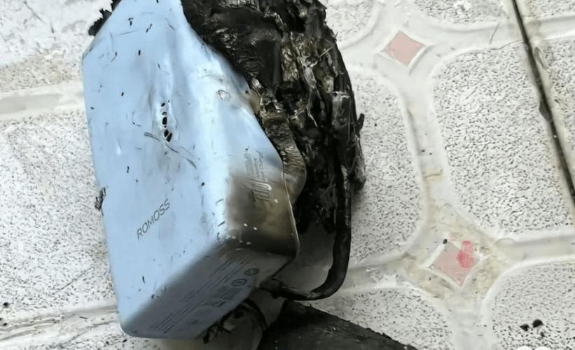 罗马仕充电宝充两天会爆炸吗